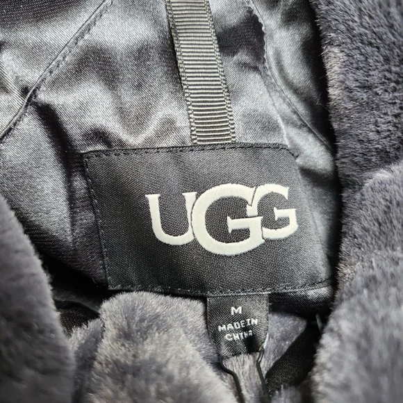 UGG Women's Frankie Trucker Faux Fur Jacket Ink Grey Sz M Warm Soft Cozy - Picture 14 of 16